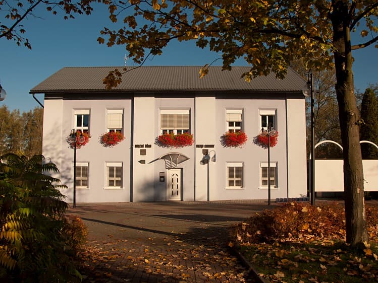 Pronájem kanceláře 343 m²