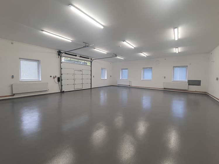 Pronájem výrobní haly, prostoru 249 m²