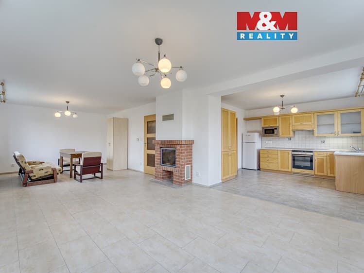 Pronájem kanceláře 169 m²