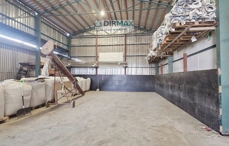 Pronájem skladového prostoru 1 000 m²