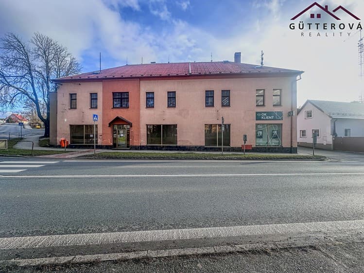 Pronájem kanceláře 172 m²