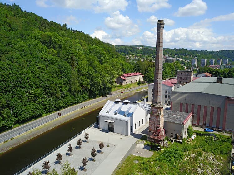 Pronájem skladového prostoru 1 000 m²