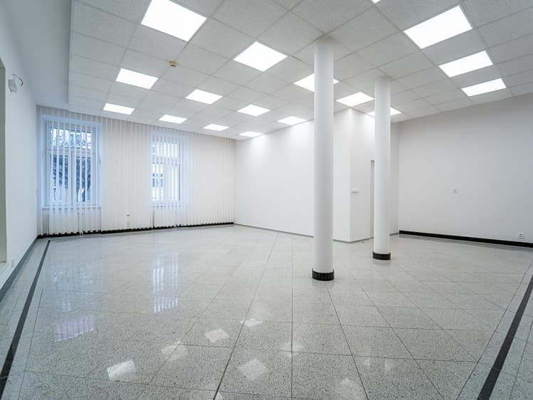 Pronájem obchodního prostoru 92 m²
