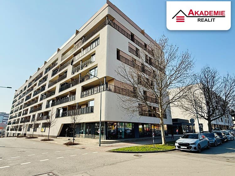 Prodej garážového stání 14 m²