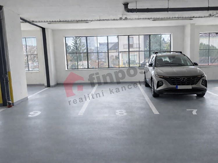 Prodej garážového stání 13 m²