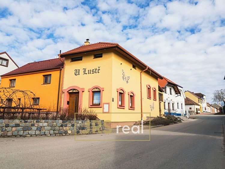 Prodej vinného sklepa 145 m²