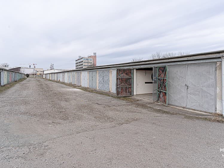 Prodej garáže 18 m²
