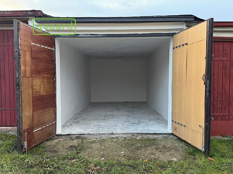 Prodej garáže 17 m²