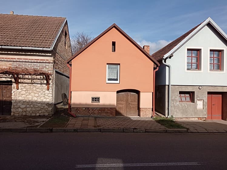 Prodej vinného sklepa 60 m²