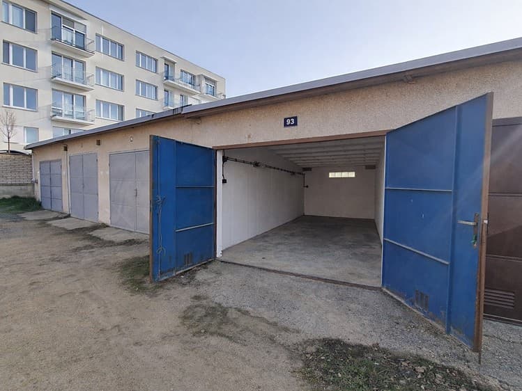 Pronájem garáže 19 m²