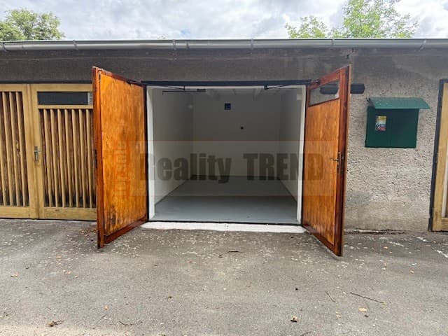 Pronájem garáže 15 m²