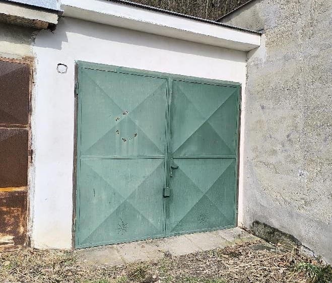 Pronájem garáže 20 m²