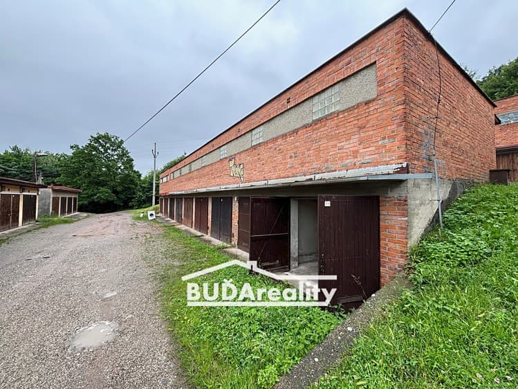 Pronájem garáže 17 m²
