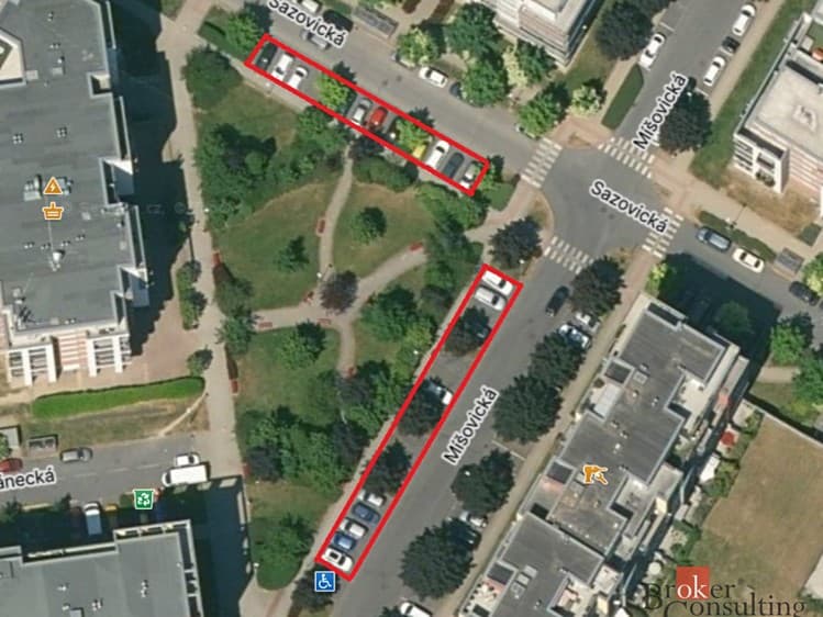 Pronájem garážového stání 14 m²