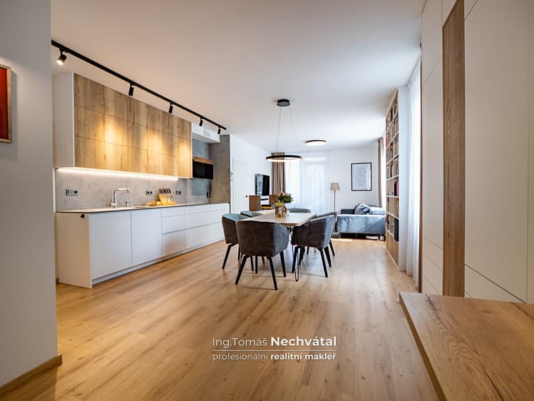 Prodej bytu 3+kk 80 m² (Jednopodlažní)