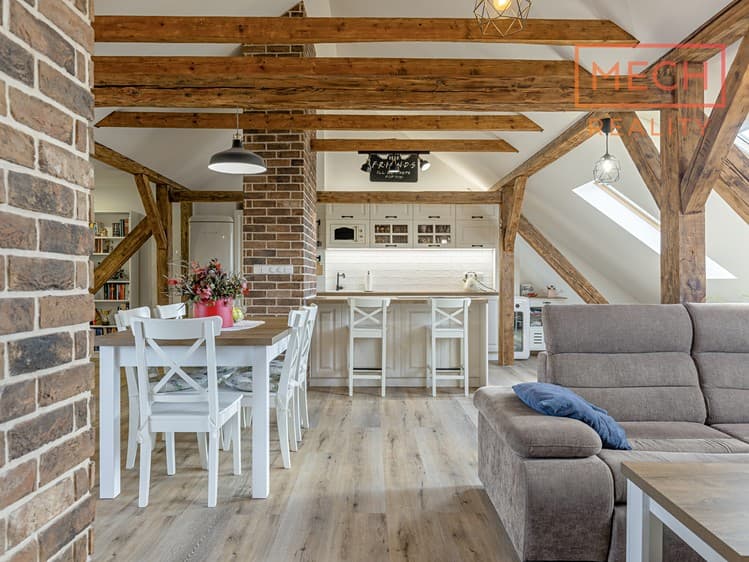 Prodej bytu 3+kk 124 m² (Podkrovní)