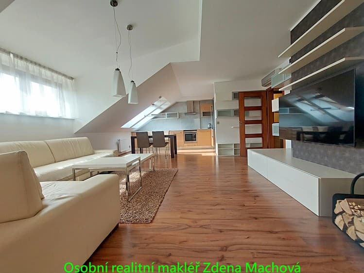 Pronájem bytu 3+kk 92 m² (Mezonet)