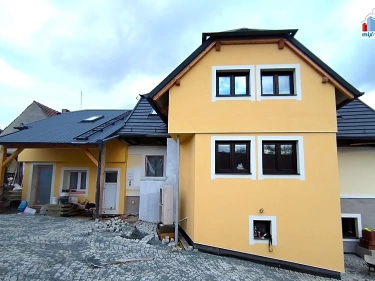 Pronájem bytu 1+kk 27 m²
