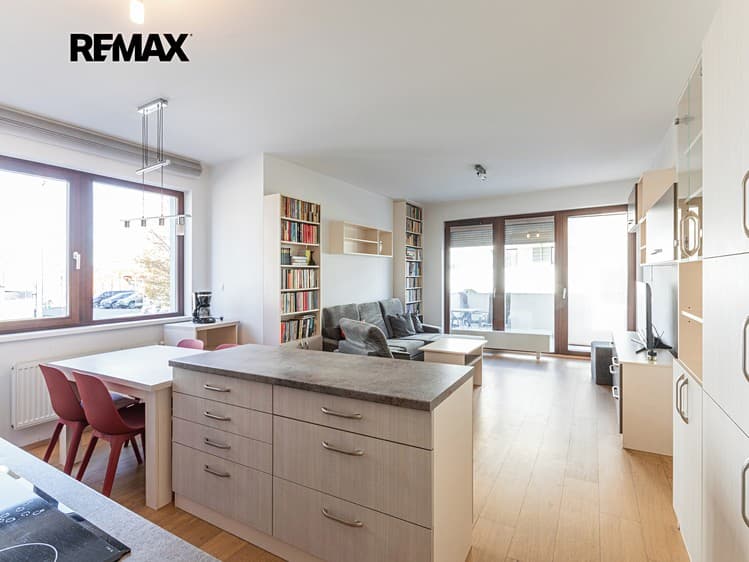Pronájem bytu 2+kk 55 m²