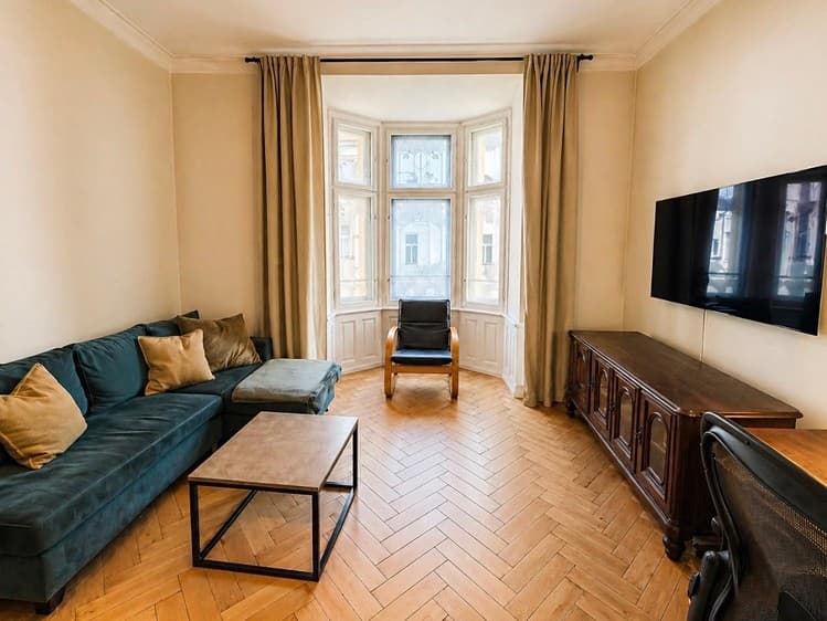 Pronájem bytu 2+kk 63 m² (Jednopodlažní)
