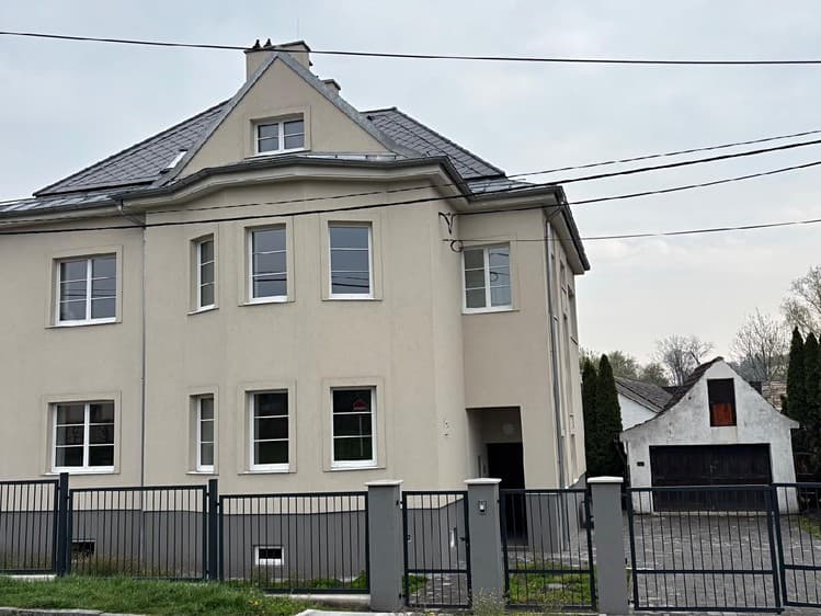 Pronájem bytu 3+1 100 m² (Jednopodlažní)