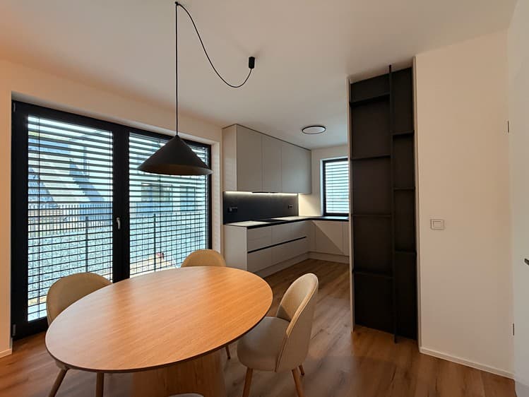 Pronájem bytu 3+kk 72 m² (Jednopodlažní)