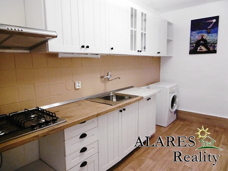 Pronájem bytu 1+1 52 m²