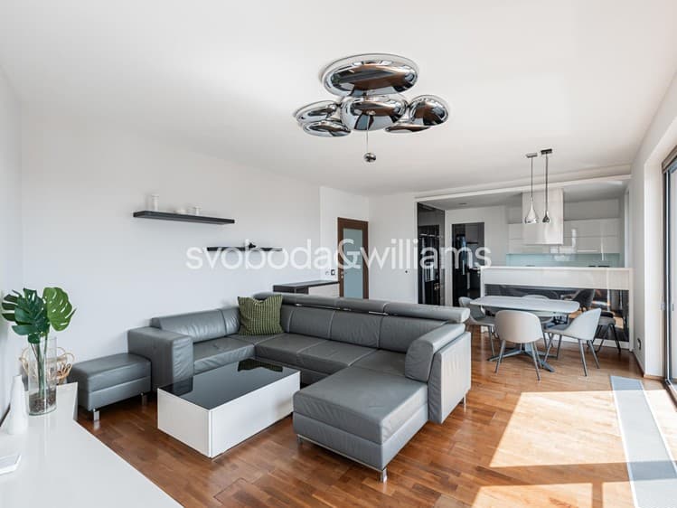 Pronájem bytu 4+kk 114 m²