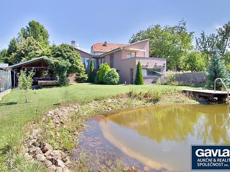 Dražba vily 397 m², pozemek 1 217 m²