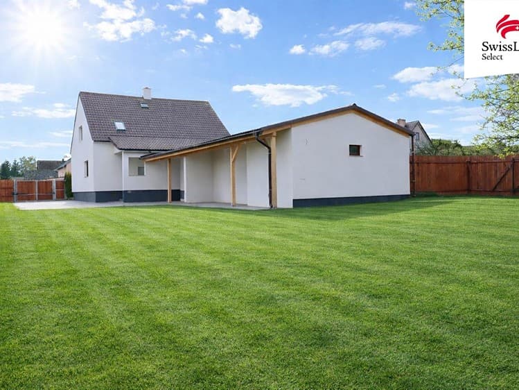 Prodej rodinného domu 177 m², pozemek 1 052 m²