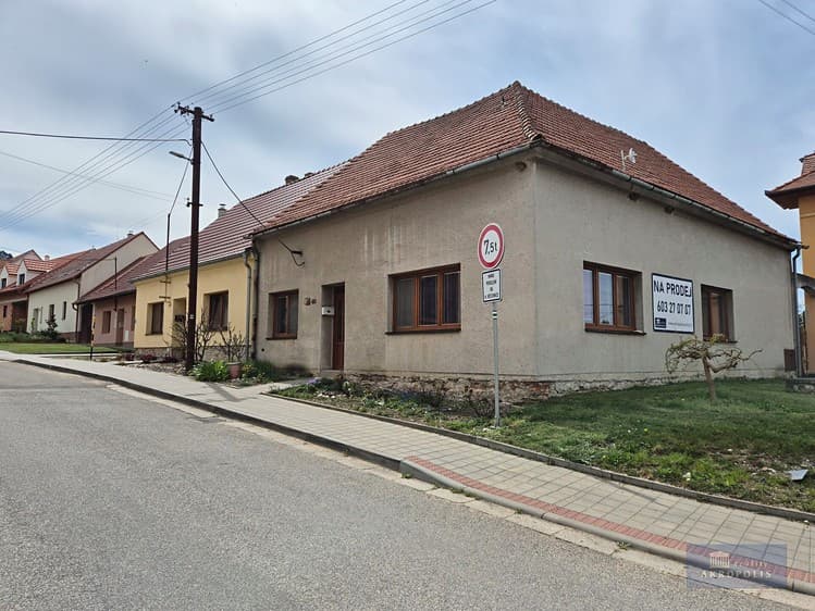 Prodej rodinného domu 135 m², pozemek 768 m²