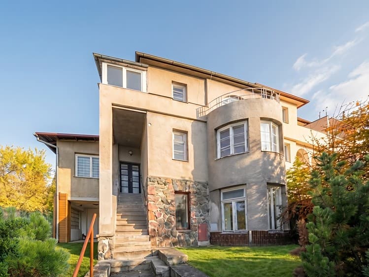 Prodej vily 350 m², pozemek 601 m²