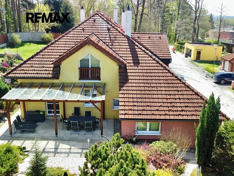 Prodej rodinného domu 123 m², pozemek 868 m²