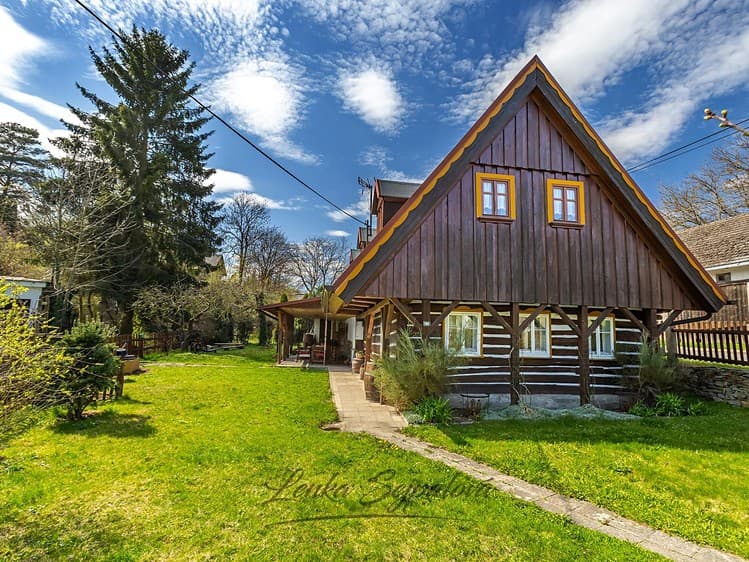 Prodej chalupy 202 m², pozemek 640 m²