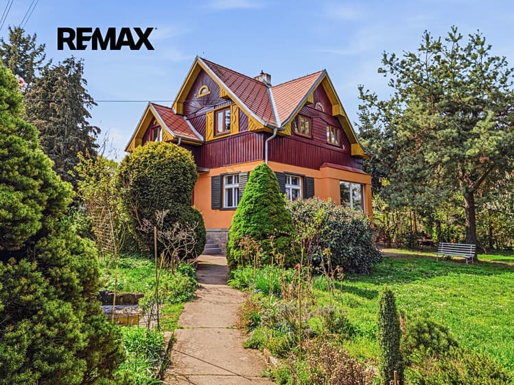 Prodej rodinného domu 115 m², pozemek 1 230 m²