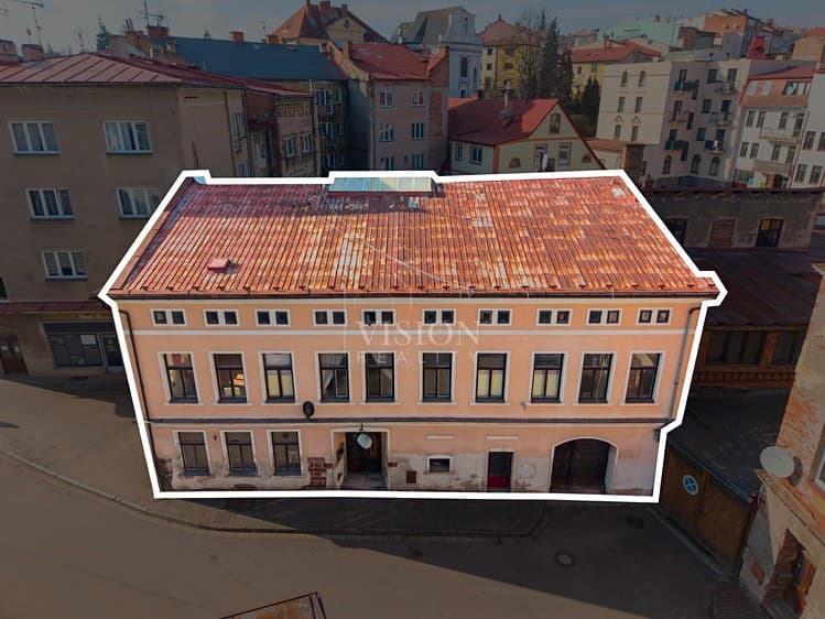 Prodej rodinného domu 421 m², pozemek 444 m²