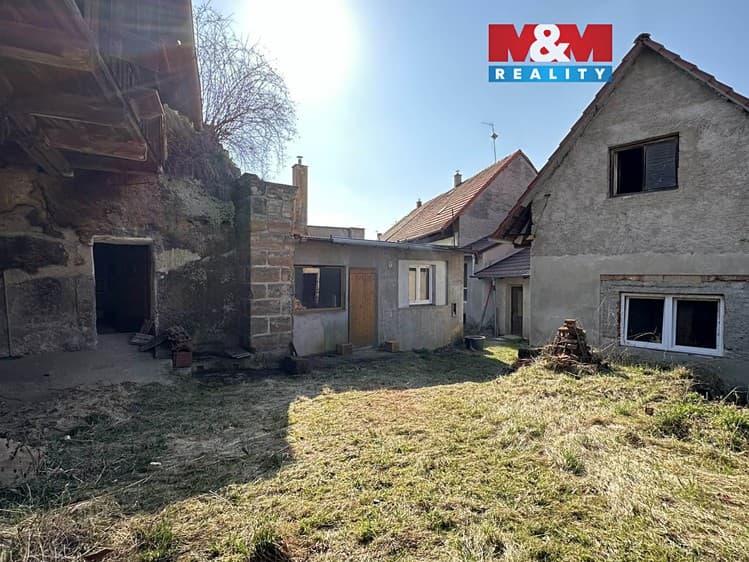 Prodej rodinného domu 100 m², pozemek 492 m²