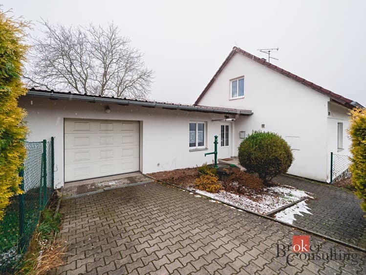 Prodej rodinného domu 197 m², pozemek 1 522 m²
