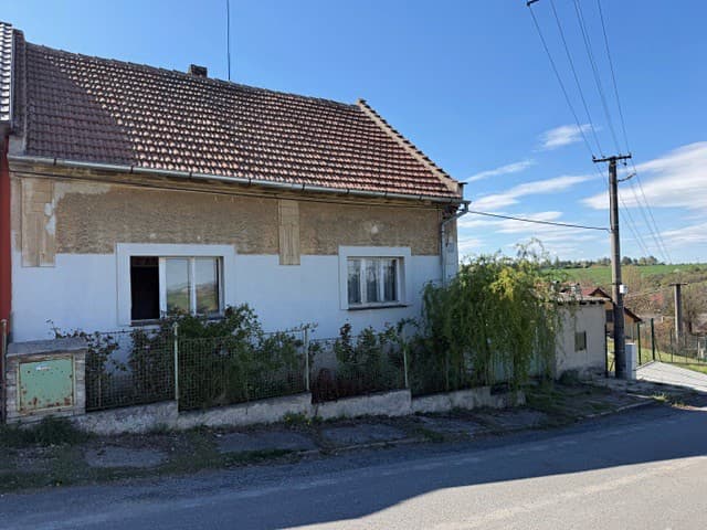 Prodej rodinného domu 90 m², pozemek 517 m²