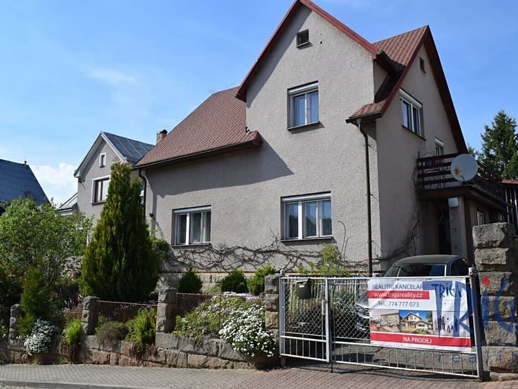 Prodej rodinného domu 165 m², pozemek 689 m²
