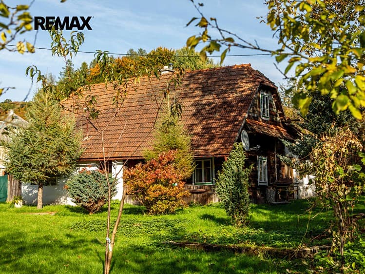 Prodej rodinného domu 40 m², pozemek 1 549 m²