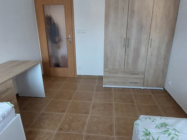 Pronájem vícegeneračního domu 200 m², pozemek 1 300 m²