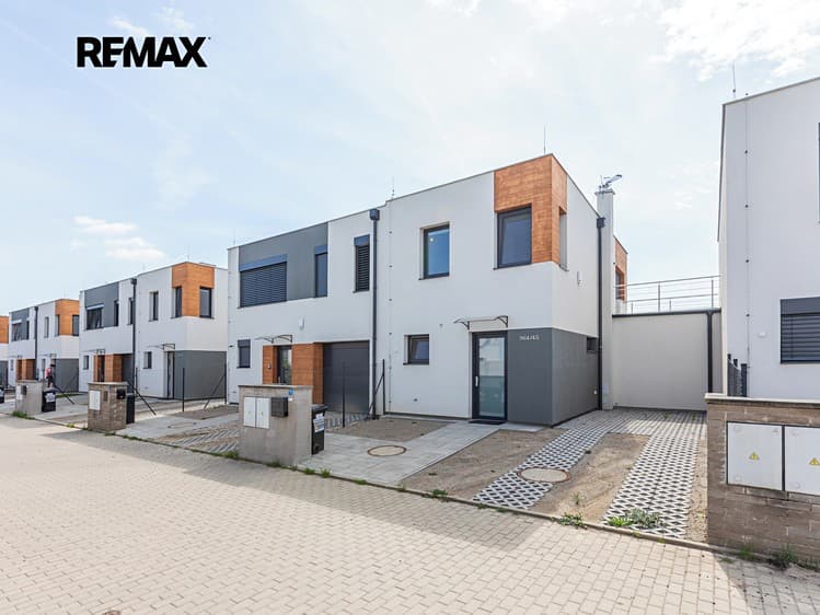 Pronájem rodinného domu 107 m², pozemek 124 m²