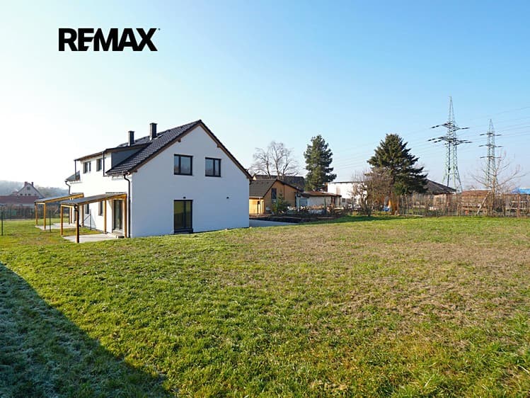 Pronájem rodinného domu 108 m², pozemek 527 m²