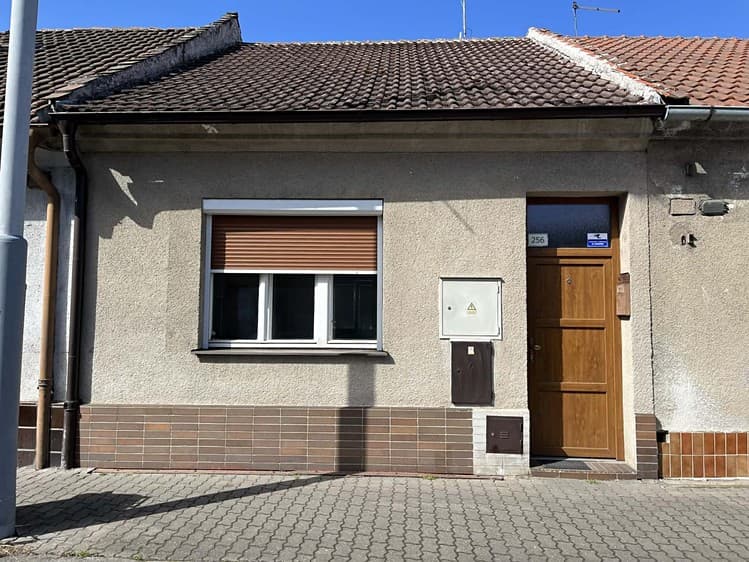 Pronájem rodinného domu 67 m², pozemek 111 m²