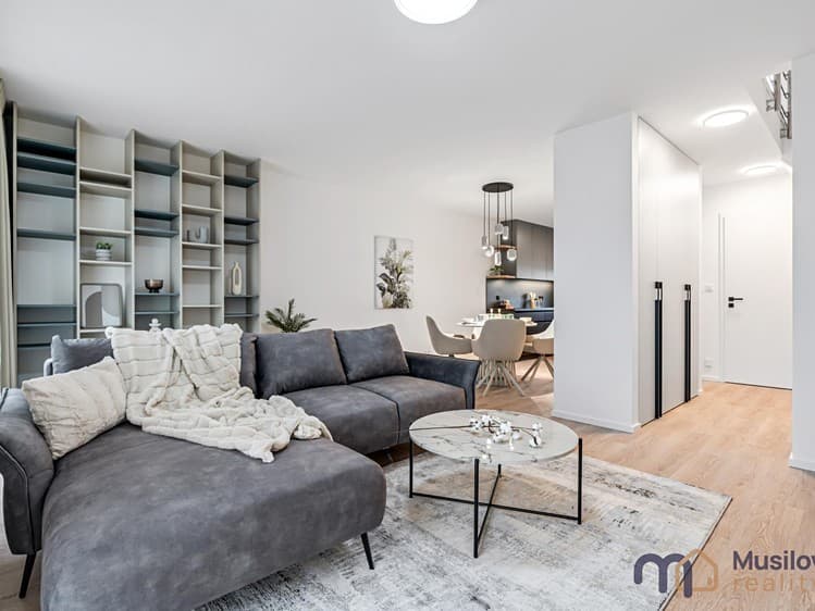 Pronájem rodinného domu 92 m², pozemek 300 m²