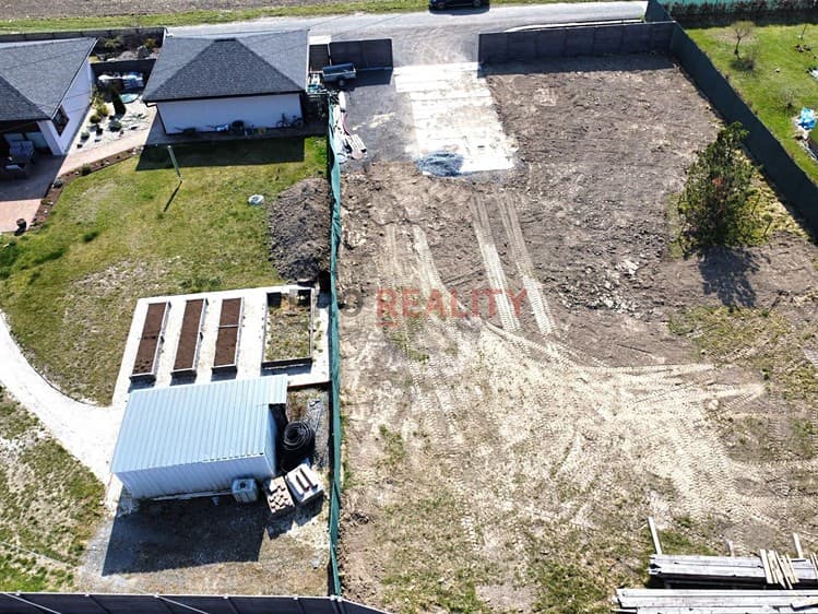 Prodej stavebního pozemku 1 045 m²