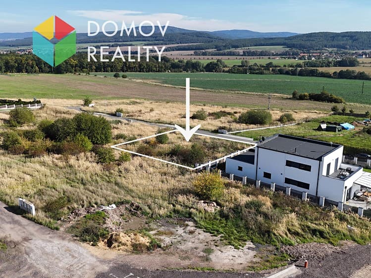 Prodej stavebního pozemku 800 m²