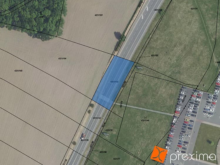 Prodej podílu 1/2 pozemku 572 m²