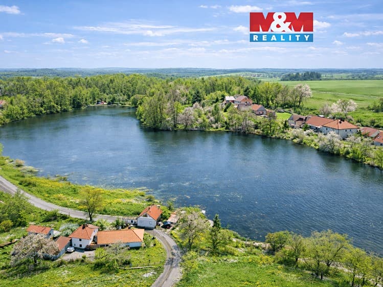 Prodej pozemku 70 738 m²